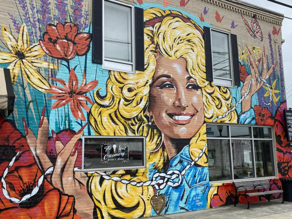 Dolly Parton Mural